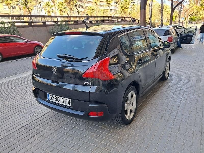 Usado Peugeot 3008 Premium 110 CV (80 kW) 2010 Negro Berlina