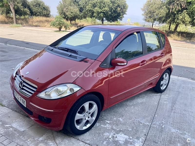Rojo Usado 2007 Mercedes A180 Avantgarde Monovolumen | 3500 € (Buen precio) - Imagen 1/4