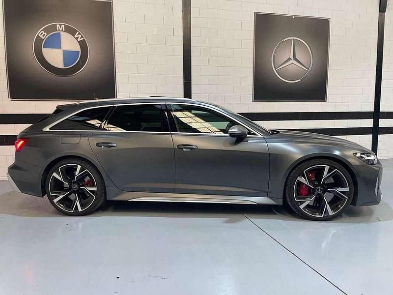 Usado Audi RS6 Exclusive 600 CV (441 kW) 2020 Gris Familiar