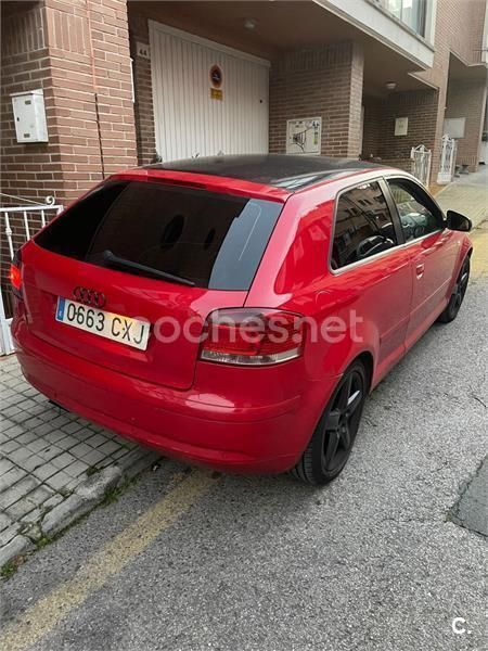 Rojo Usado 2004 Audi A3 Ambition Berlina | 2000 € (Super precio) - Imagen 1/1