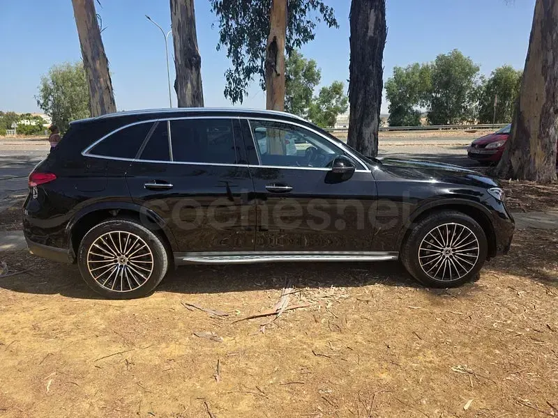 Usado Mercedes GLC300e 313 CV (230 kW) 2023 Negro SUV