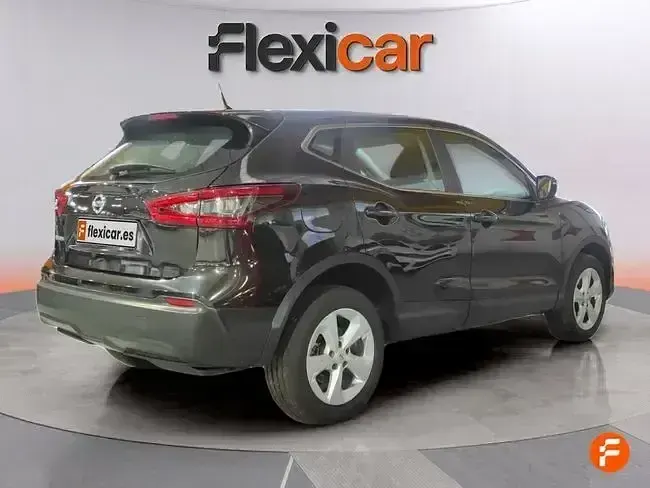 Begagnad Nissan Qashqai Acenta 115 HK (84 kW) 2019 Svart SUV