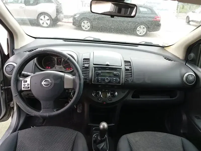 Begagnad Nissan Note Tekna 86 HK (63 kW) 2007 Grå Halvkombi