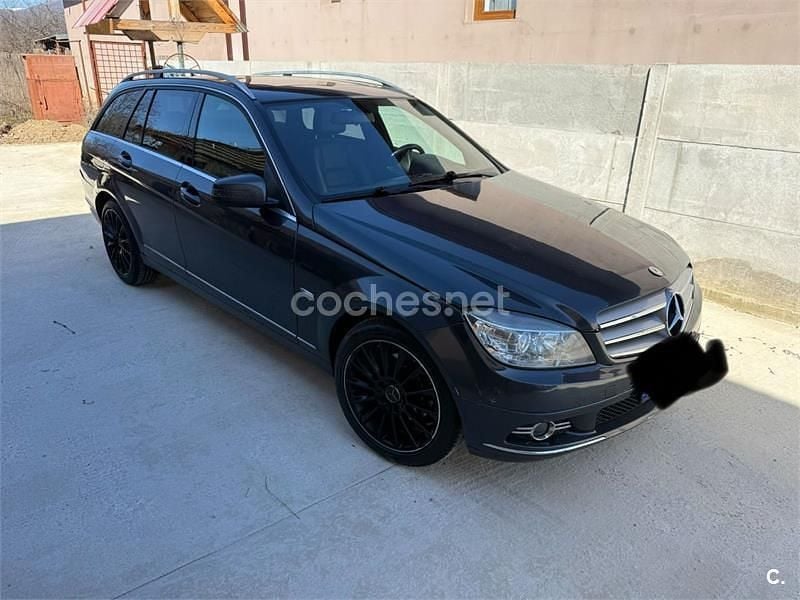 Usado Mercedes C220 Avantgarde 170 CV (125 kW) 2010 Gris / plata Familiar