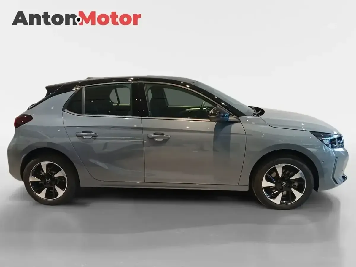 Nuevo Opel Corsa-e 114 kW (156 CV) 2026 Gris Utilitario