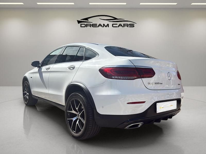Usado Mercedes GLC300 306 CV (225 kW) 2021 Blanco Coupe