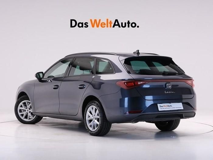 Gris Usado 2022 Seat Leon ST Style Familiar | 20.500 € (Caro) - Imagen 1/4
