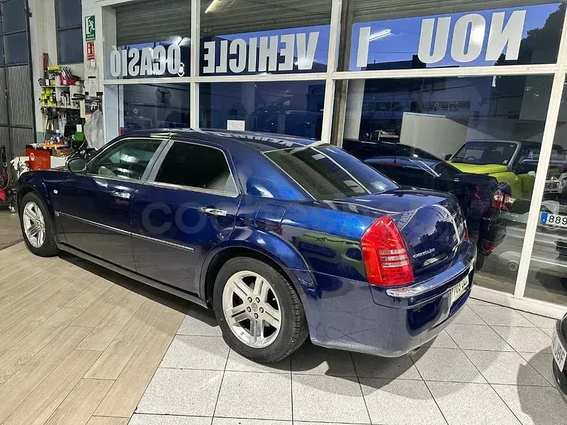 Usado Chrysler 300C 218 CV (160 kW) 2005 Azul Berlina