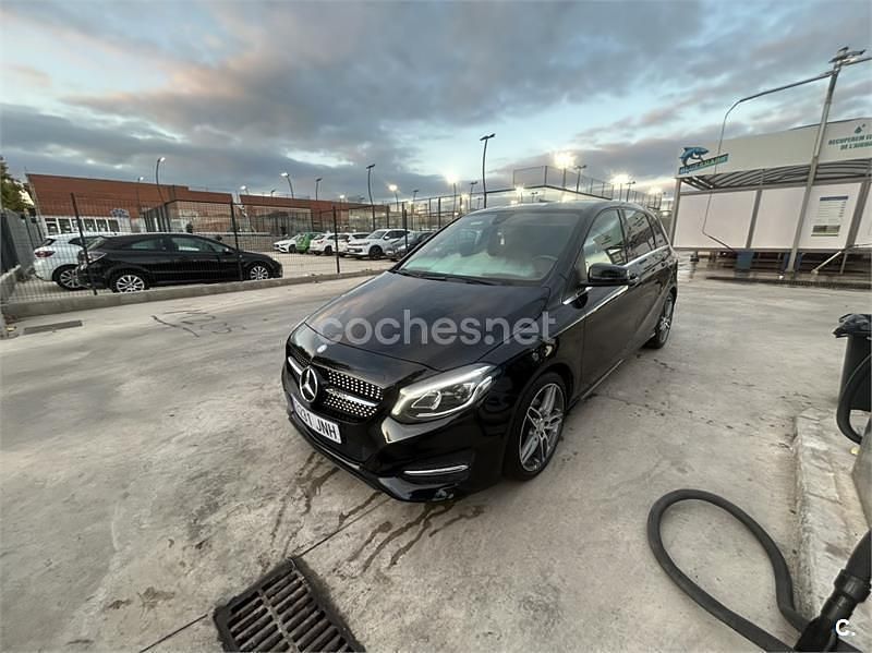 Negro Usado 2016 Mercedes B180 Monovolumen | 13.200 € (Buen precio) - Imagen 1/4