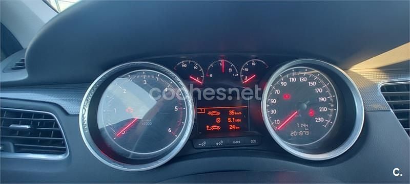 Usado Peugeot 508 Access 112 CV (82 kW) 2011 Beige Berlina