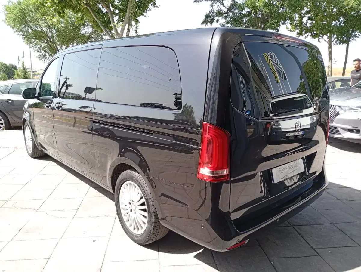 Usado Mercedes V250 190 CV (139 kW) 2018 Negro Monovolumen