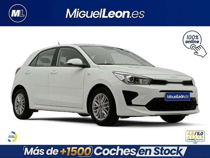 Usado Kia Rio 84 CV (61 kW) 2023 Blanco Utilitario