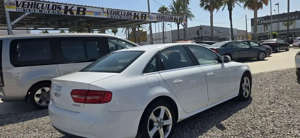 Usado Audi A4 S-Line 150 CV (110 kW) 2014 Blanco Berlina