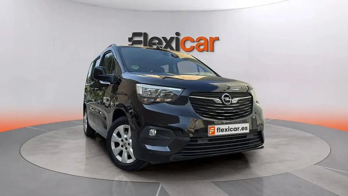 Usado Opel Combo Selective 110 CV (80 kW) 2019 Monovolumen