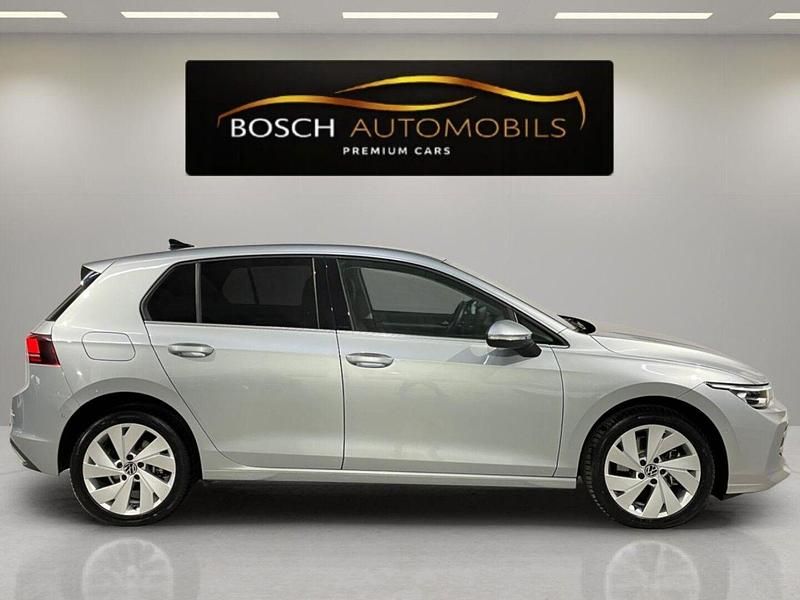 Usado VW Golf VIII Style 204 CV (150 kW) 2025 Gris Berlina