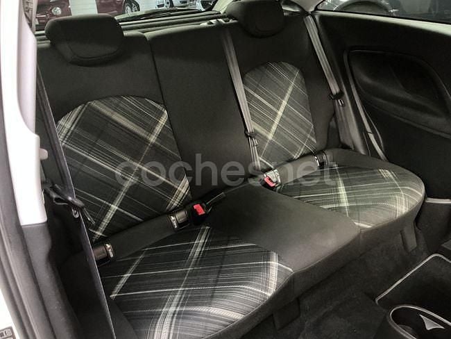 Usado Opel Corsa Selective 90 HP (66 kW) 2018 Branco Sedan