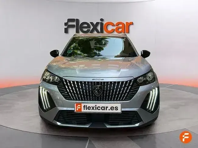 Usado Peugeot 2008 Allure 100 CV (73 kW) 2025 Gris SUV