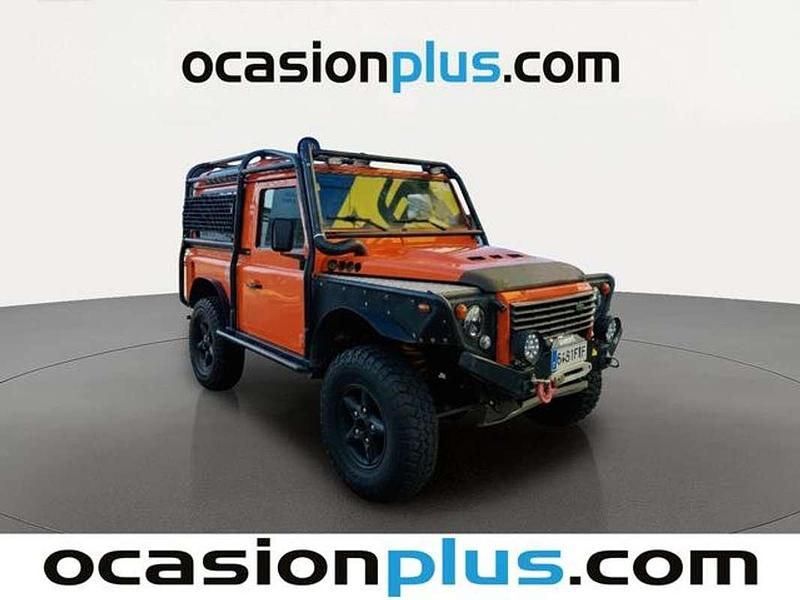 Usado Land Rover Defender 122 HP (89 kW) 2007 Laranja Carrinha
