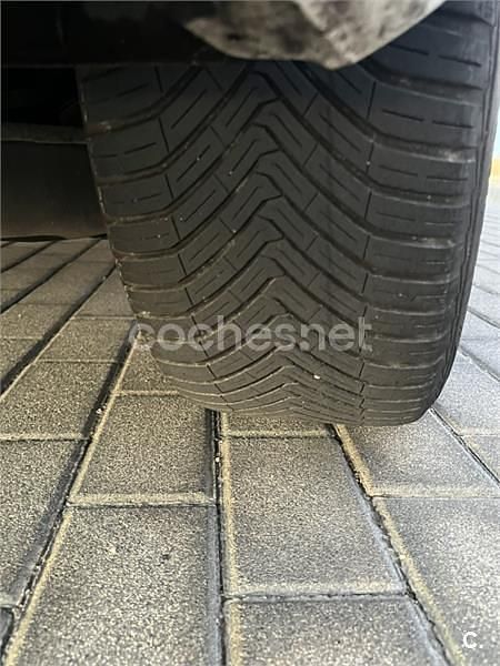 Usado Toyota Auris Active 132 CV (97 kW) 2015 Blanco Familiar