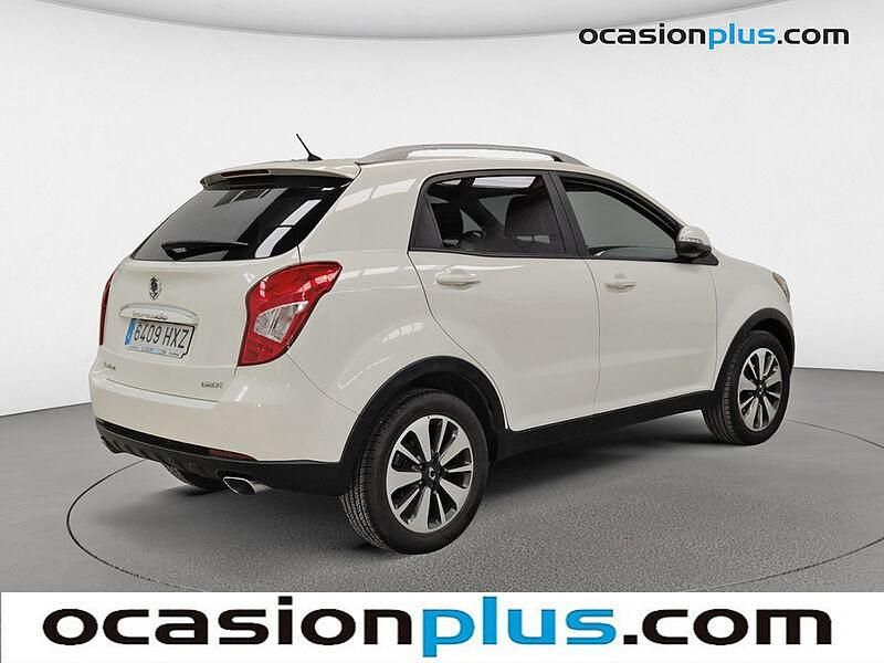 Usado Ssangyong (KGM) Korando 175 CV (128 kW) 2014 Blanco SUV