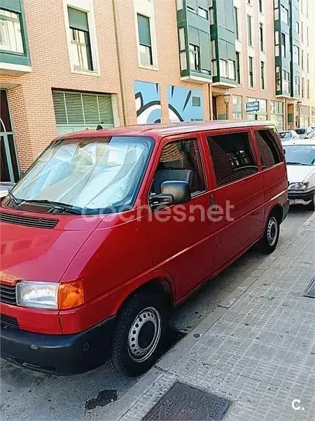 Usado VW Transporter 68 CV (50 kW) 1997 Rojo Van
