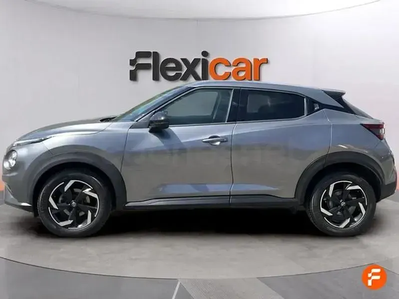 Usado Nissan Juke Acenta 114 CV (83 kW) 2024 Gris / plata SUV
