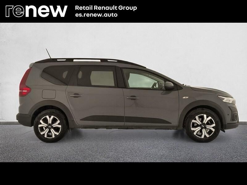Usado Dacia Jogger Expression 110 CV (80 kW) 2024 Gris Monovolumen