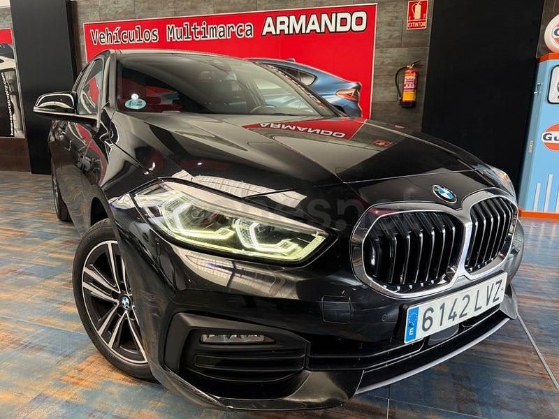 Usado BMW 118 150 CV (110 kW) 2022 Negro Utilitario