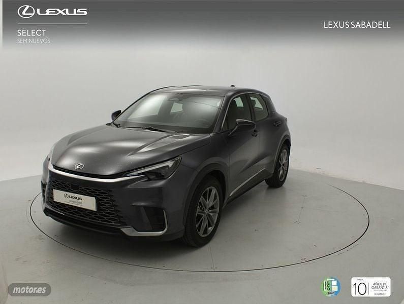 Gris Nuevo 2024 Lexus LBX SUV | 32.825 € (Buen precio) - Imagen 1/4