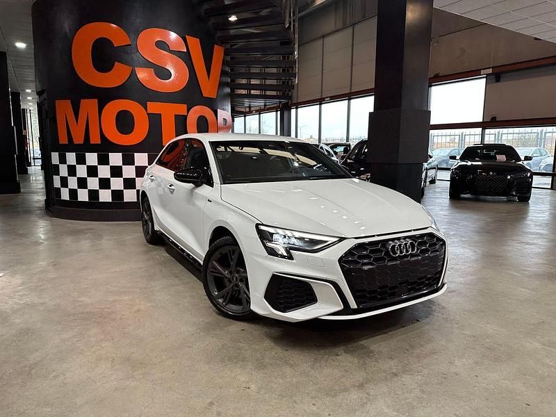 Usado Audi A3 Sportback e-tron S-Line 247 CV (181 kW) 2022 Blanco Utilitario
