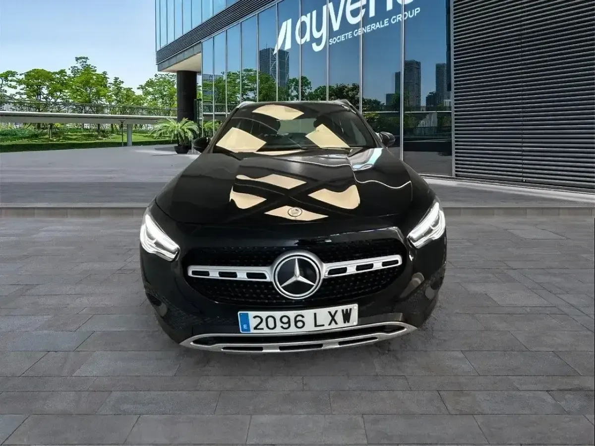 Usado Mercedes GLA200 150 CV (110 kW) 2022 Negro SUV