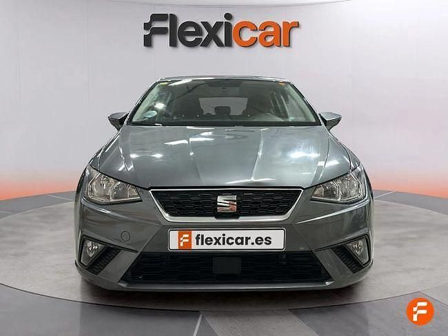 Usado Seat Ibiza Reference 75 CV (55 kW) 2018 Gris / plata Berlina