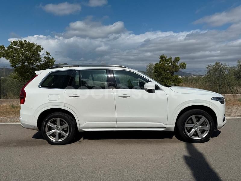 Usado Volvo XC90 Momentum 400 CV (294 kW) 2016 Blanco SUV