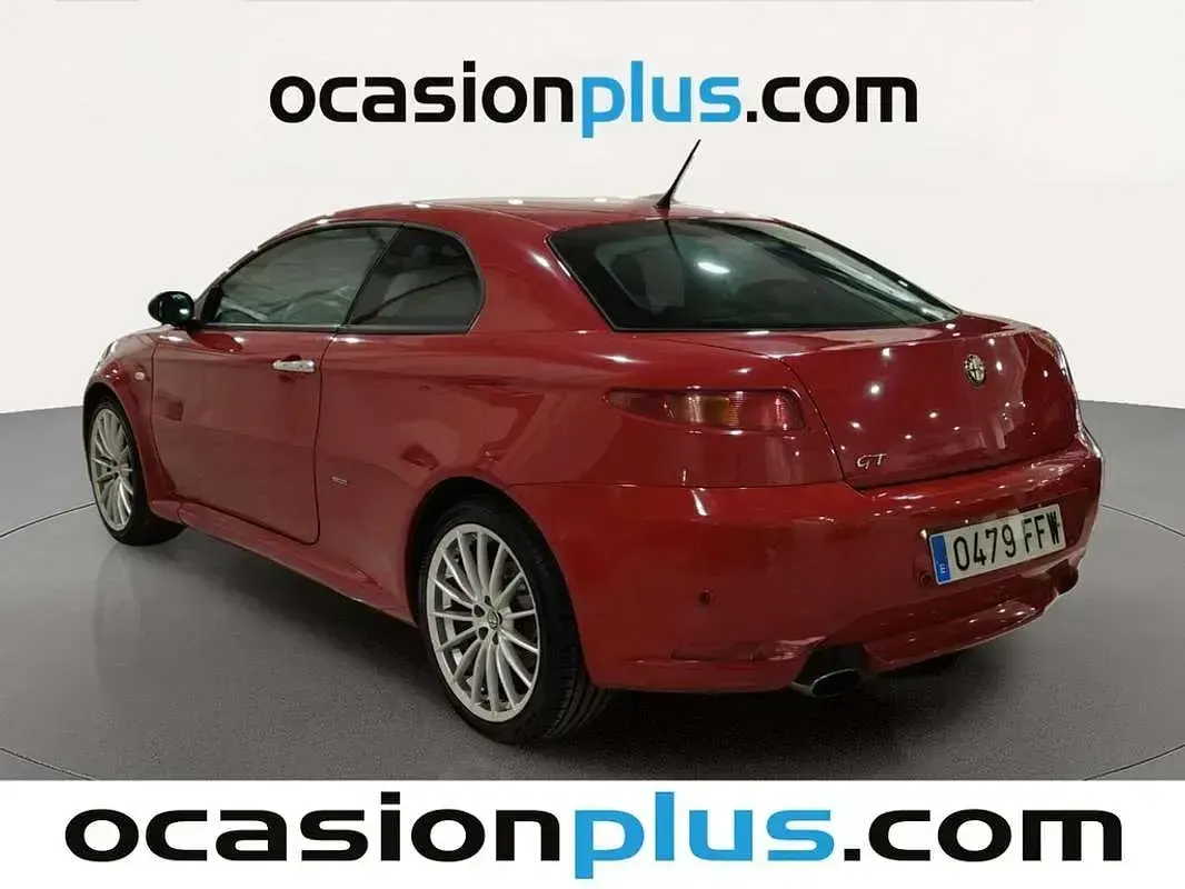 Usado Alfa Romeo GT Distinctive 150 CV (110 kW) 2006 Rojo Coupe