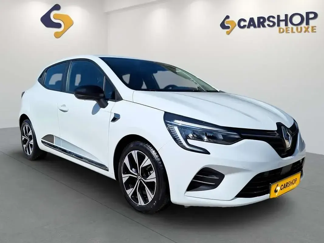 Usado Renault Clio LIMITED 91 CV (66 kW) 2021 Blanco Utilitario