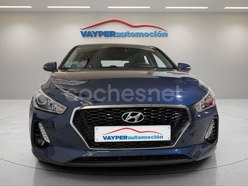 Gris / plata Usado 2018 Hyundai i30 Berlina | 15.200 € (Buen precio) - Imagen 1/4