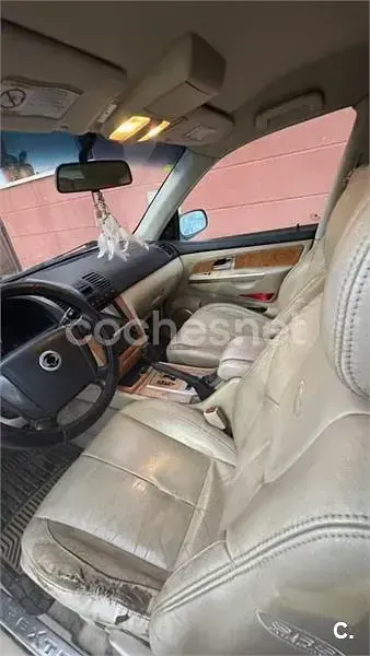 Usado SsangYong Rexton 165 CV (121 kW) 2005 Granate SUV