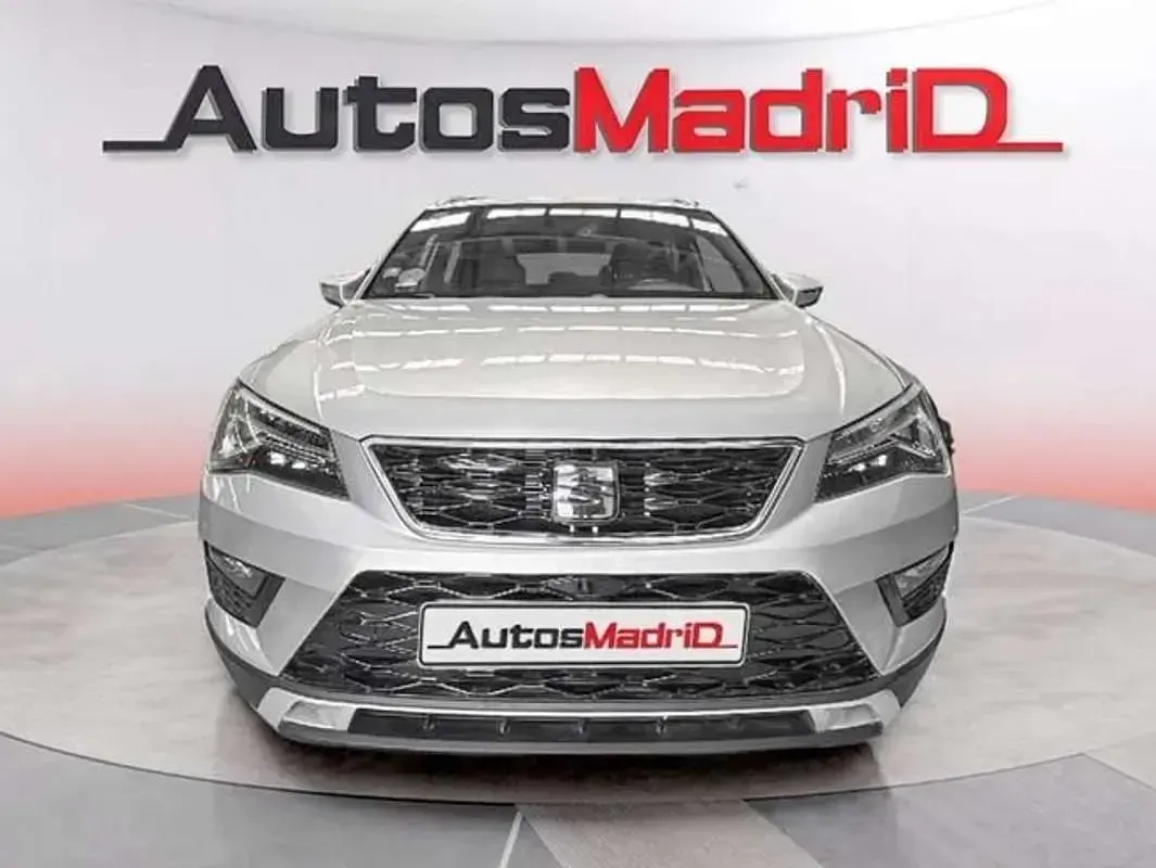 Usado Seat Ateca XCELLENCE 150 CV (110 kW) 2019 Gris SUV