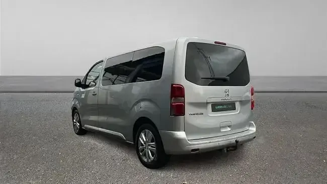 Usado Peugeot Traveller Business-Line 120 CV (88 kW) 2019 Gris Monovolumen