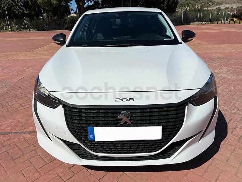 Blanco Usado 2021 Peugeot 208 Active Utilitario | 8900 € (Super precio) - Imagen 1/4