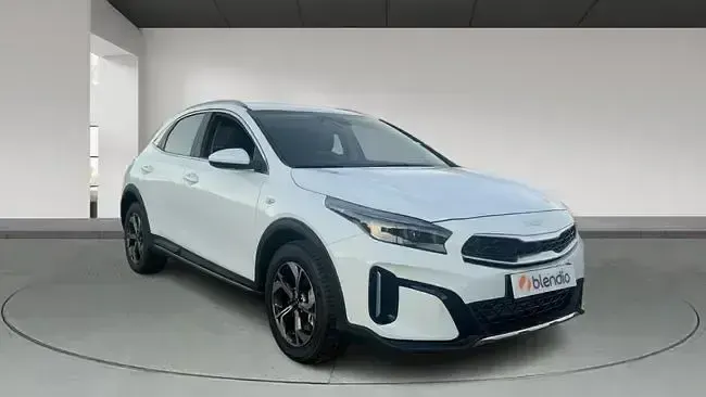 Usado Kia XCeed 140 CV (102 kW) 2025 Blanco SUV
