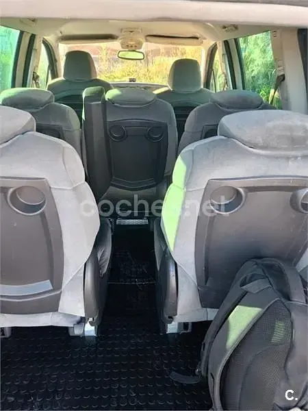 Usado Citroën C8 130 CV (95 kW) 2006 Gris / plata Monovolumen