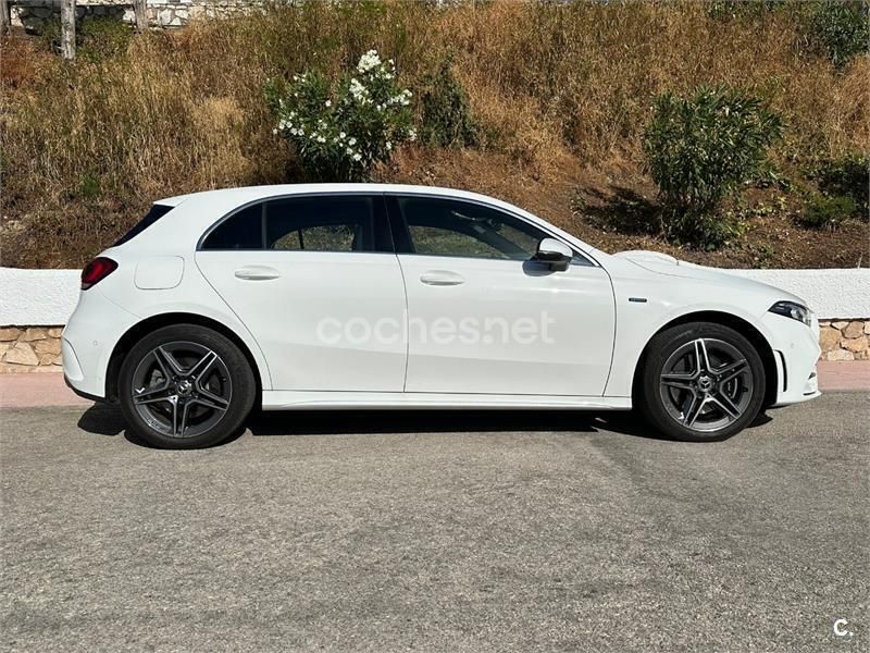 Usado Mercedes A250 218 CV (160 kW) 2021 Blanco Berlina