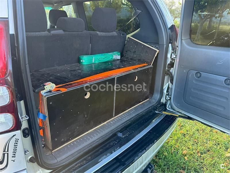 Usado Toyota Land Cruiser 163 CV (119 kW) 2005 Gris / plata SUV