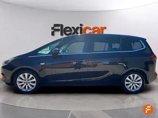 Usado Opel Zafira Excellence 140 HP (102 kW) 2018 Preto Monovolume