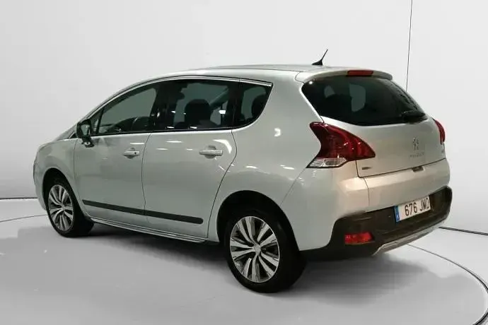 Usado Peugeot 3008 Style 131 CV (96 kW) 2016