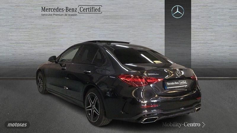 Usado Mercedes C300e 313 CV (230 kW) 2024 Gris / plata Berlina