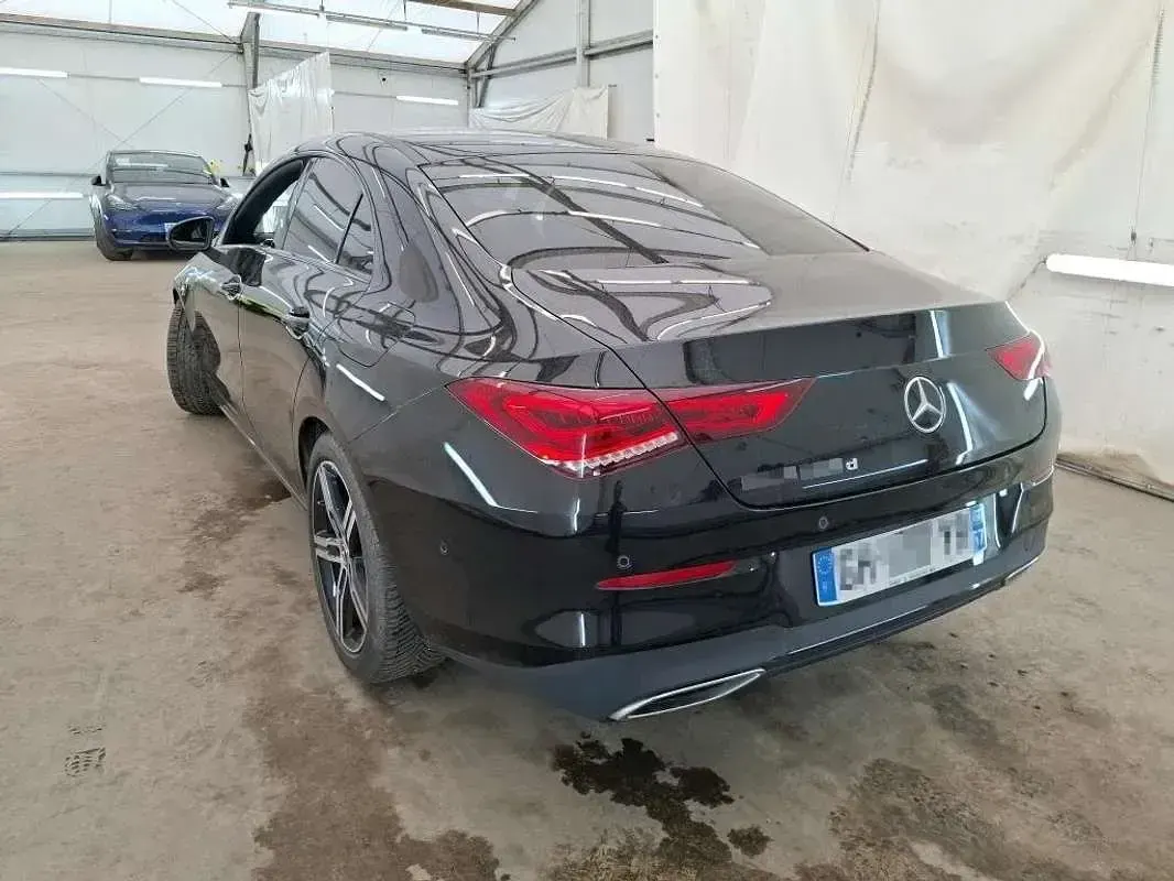 Usado Mercedes CLA200 150 CV (110 kW) 2022 Negro Coupe