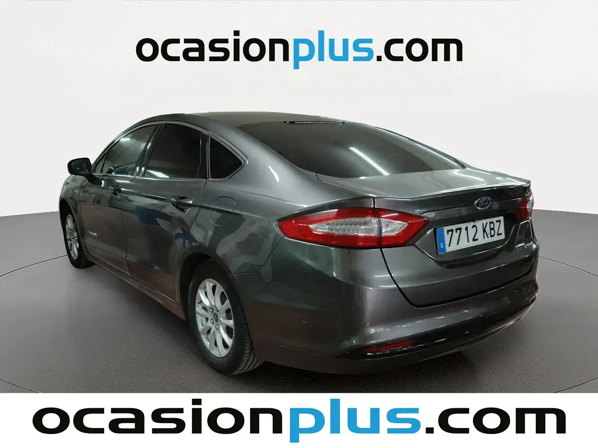 Usado Ford Mondeo Titanium 187 CV (137 kW) 2017 Negro Berlina