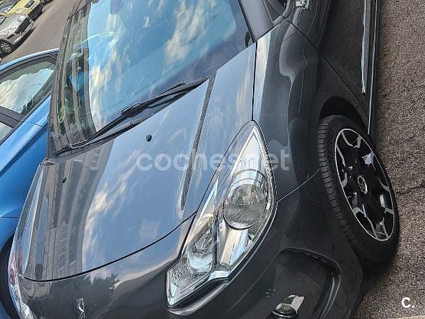 Gris / plata Usado 2013 Citroën DS3 Style Berlina | 7500 € (Caro) - Imagen 1/4